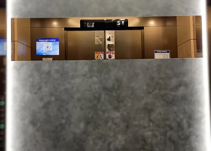 6th Seochogangnam Fully-loaded High-end Seul